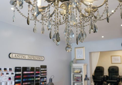 entrance view of lasting impression salon in buxton